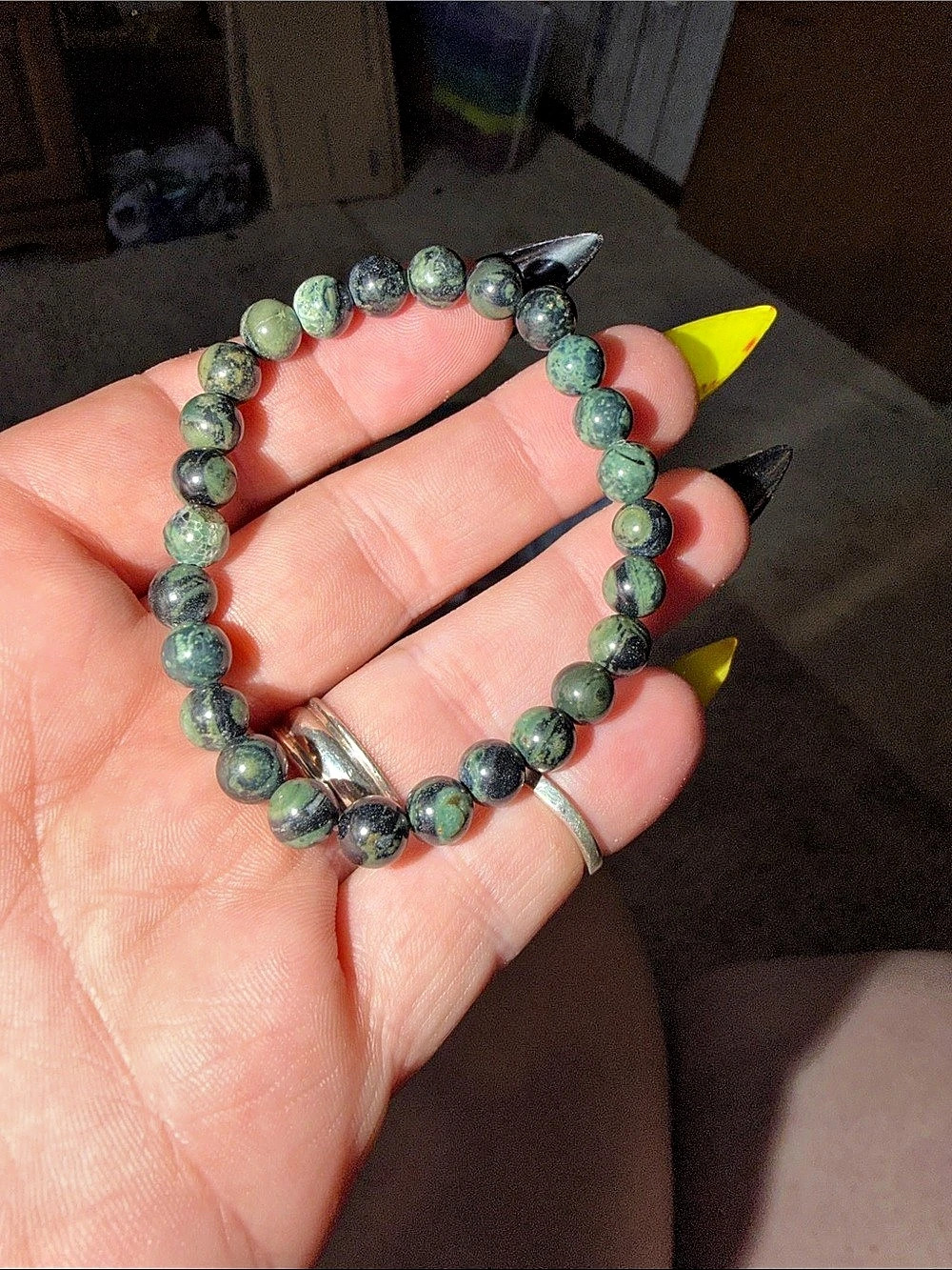 Green & Black Beaded Stretch Bracelet 6mm kambaba jasper